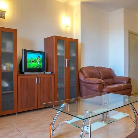 شقة Plaza 1 Bedroom 63 M